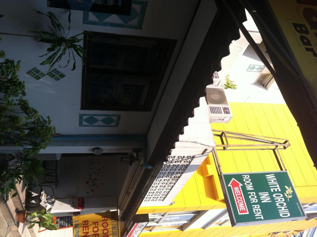 White Orchid Inn I Bangkok Exterior photo